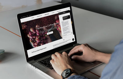 Live Chat: The Benefits It Can Bring To Your Brand